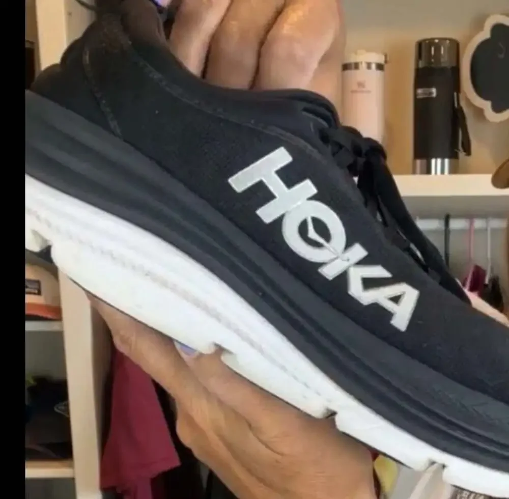 Hoka Bondi 8 Running Shoes Black/White
